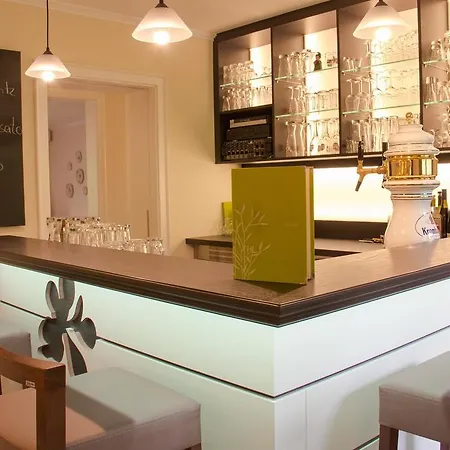 Отель Landidyll Landhotel Liesetal 3*