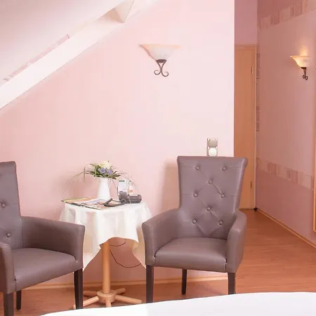 Отель Landidyll Landhotel Liesetal