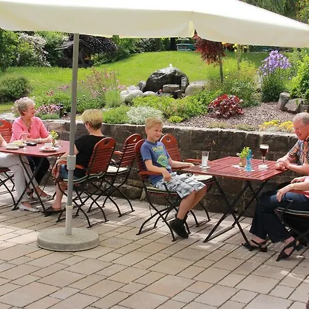 Отель Landidyll Landhotel Liesetal 3*