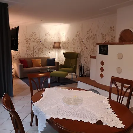 Landidyll Landhotel Liesetal Отель Халленберг