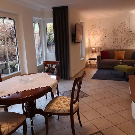 Отель Landidyll Landhotel Liesetal Халленберг