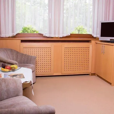 Отель Landidyll Landhotel Liesetal Халленберг